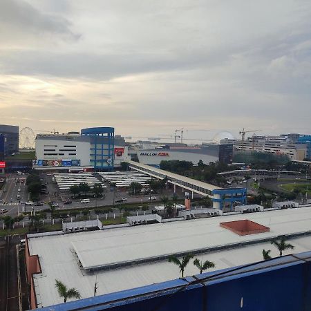 Sea Residences Moa Condotel By Ruffa Manila Exteriör bild